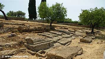 The early christian cemetery in the valley of the temples. The early christian cemetery in the valley of the temples.