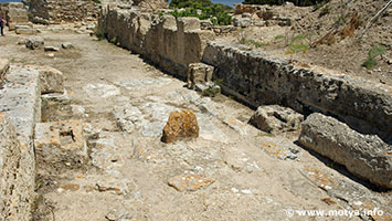 The gates closed on each lane separately. Here the rightside of the gates. Note the stones that served to bear the wooden doors. The gates closed on each lane separately. Here the rightside of the gates. Note the stones that served to bear the wooden doors.