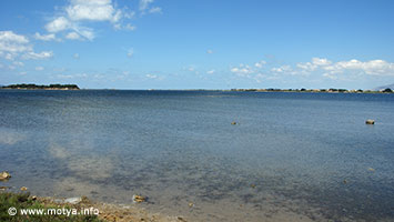 The direction of the submerged punic road that connected the island to the main land near Birgi. The road has been marked by stones. From satellite pictures the road is clearly visible. The direction of the submerged punic road that connected the island to the main land near Birgi. The road has been marked by stones. From satellite pictures the road is clearly visible.